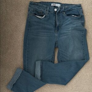 Levi's Blue Capri Pants with Stretch Denim Fabric